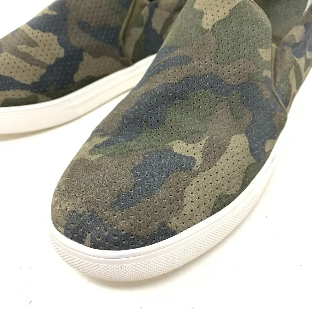 Blondo Women's Sz 11 Gallert Fabric Camo Slip-On Sneaker Green Waterproof